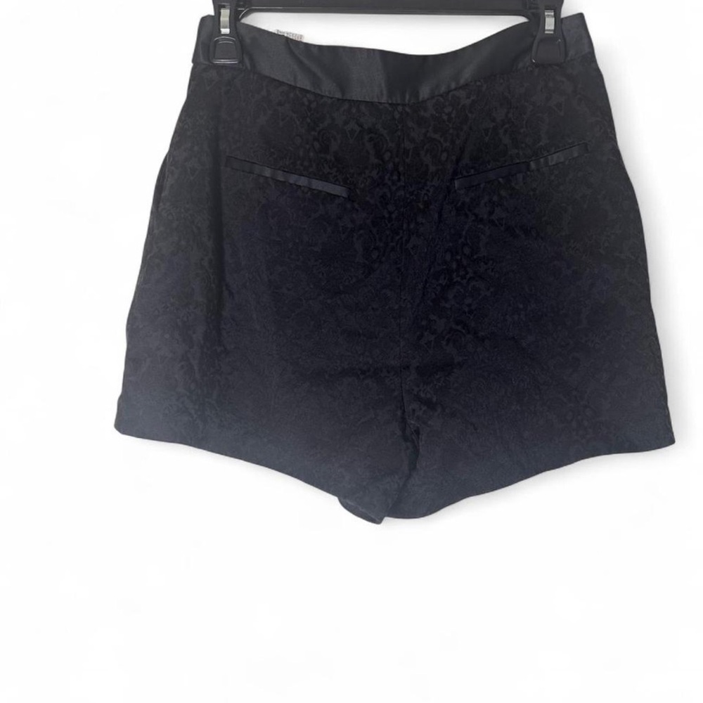 Zara embroidered Tapestry high rise satin waist shorts black size M - Picture 5 of 7